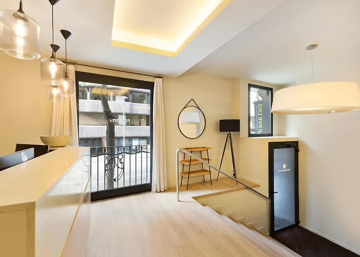 Ola Living Hostal Diagonal Barcelona